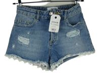 Nové - Dámské světlemodré riflové kraťasy s krajkou Miss Selfridge 