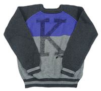Sivo-modrofialovo-tmavosivý melírovaný sveter s písmenkom NUKUTAVAKE