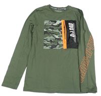 Khaki triko s nápisy a army potiskem a kapsou C&A