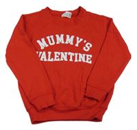 Červená mikina s nápisom