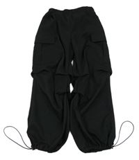 Čierne nohavice s vreckami shein