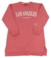 Růžové teplákové šaty s nápisem 