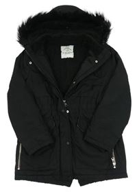 Čierny šušťákový zimný kabát s kapucňou George