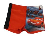 Červeno-čierne nohavičkové plavky s McQueenem Disney