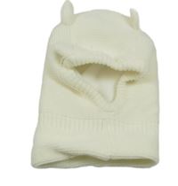 Smetanová pletená podšitá kukla 