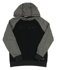 Čierna mikina s šedými rukávky a kapucňou WE