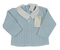 Nové - svetlomodrý sveter s bielým golierikom