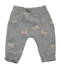 Šedé tepláky s Minnie George