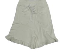 Bílé úpletové kraťasy s kapsami 