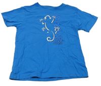 Modré tričko s ještěrkou