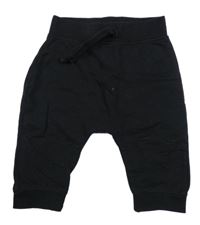 Černé tepláky s hvězdami George