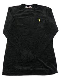 Čierne zamatové mačkané tričko s bleskom