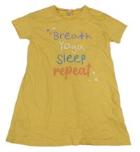 Tmavožlutá noční košile s nápisy LC WaIKIKI