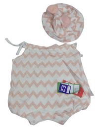 2set- bílo-světlerůžový vzorovaný kraťasový overal+ klobouk