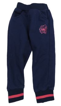 Tmavomodré tepláky s výšivkou a kamienkami