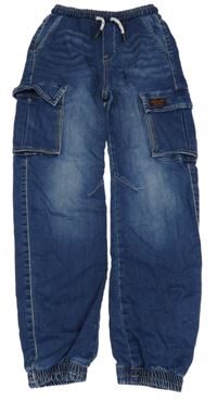 Tmavomodré cuff rifle s kapsami Chapter young