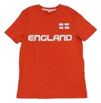 Červené tričko s nápisem F&F