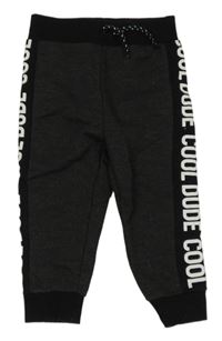 Tmavošedo-čierne tepláky s nápismi Primark