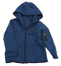 Tmavomodrá prepínaci mikina s nášivkou a kapucňou F&F