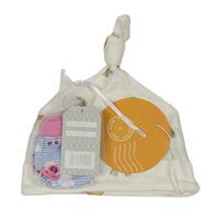 Nové - 2set - Bílá bavlněná čepice s duhami + modro-bílé pruhované rukavičky s květy