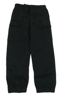 Černé cargo cuff rifle s úpletovým pasem H&M