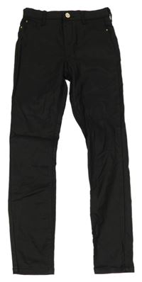 Černé skinny kalhoty koženkového vzhledu River Island