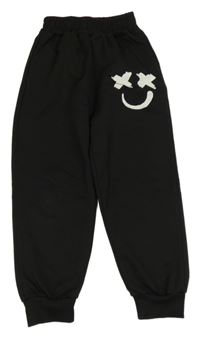 Černé tepláky s potiskem shein