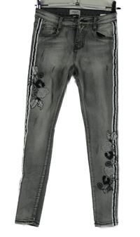 Dámské šedé skinny rifle s výšivkou a pruhy Haily´s 