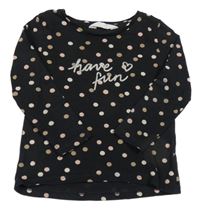 Čierne bodkovaná é tričko s nápisom H&M