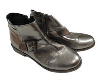 Strieborné lesklé členkové é topánky Dunnes Stores vel. 34