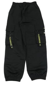 Čierne ľahké nohavice s nohavice s vreckami