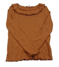 Hnědé žebrované triko s puntíky a volánky C&A