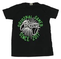 Černé pyžamové tričko s ovladačem 