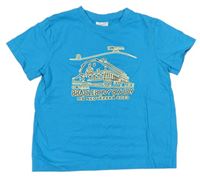 Azurové tričko s domkem a nápisom