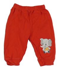 Červené tepláky so slonom