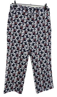 Dámske bielo-tmavomodro-ružové vzorované capri nohavice Up3Fashion