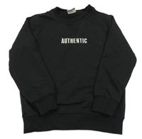 Čierna mikina s nápisom