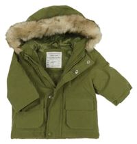 Khaki šušťáková zimná bunda s kapucňou s kožešinou PRIMARK