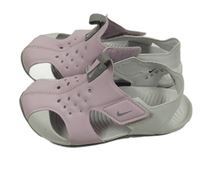 Lila-bílé sandáyly s logem Nike vel. 27