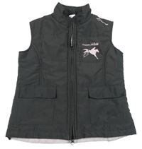 Tmavosivá šušťáková funkčná jezdecká vesta s koněm Fouganza