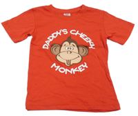 Červené tričko s opicí 