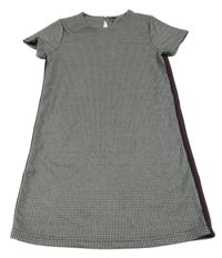 Čierno-sivé vzorované šaty s fialovo-čierným pruhom