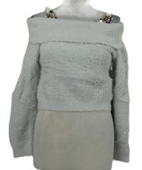 Dámsky svetlosivý chlpatý crop sveter s volnými rameny