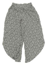 Bielo-čierne kvietkovane culottes nohavice Page one young
