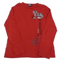 Červené tričko s nápisom One by One