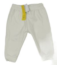 Nové - Biele tepláky Shein