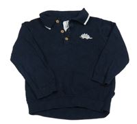 Tmavomodrý vzorovaný sveter s dinosaurom a golierikom F&F