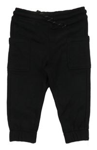 Černé carego tepláky F&F