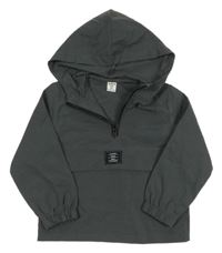 Tmavosivá šušťáková vetrovka s nášivkou a kapucňou SHEIN