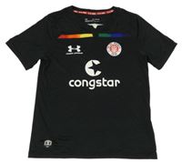 Čierne funkčné športové tričko so znakom UNDER ARMOUR